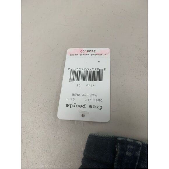 NWT Free People Cropped Jeans - Picture 5 of 10